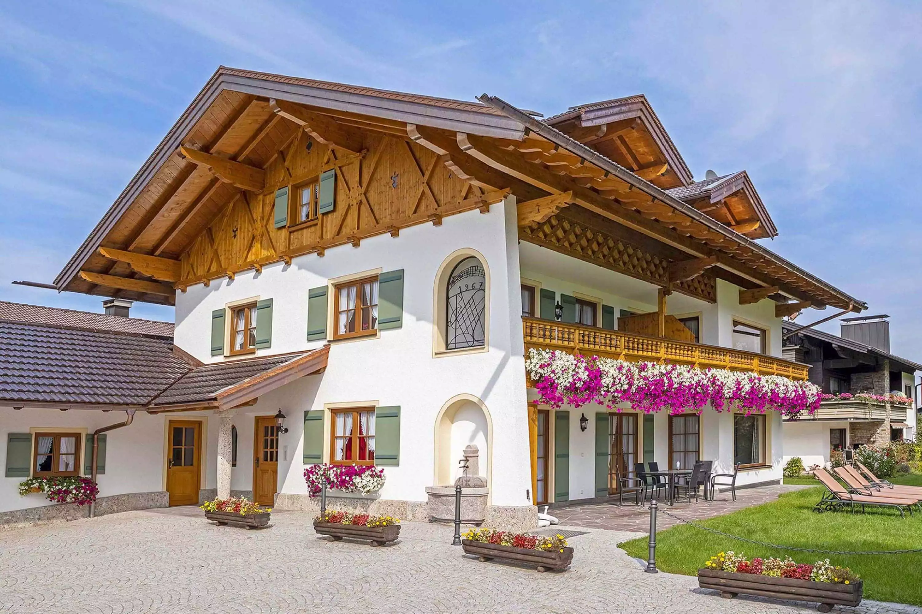Hauszeit - moderne Ferienwohnungen