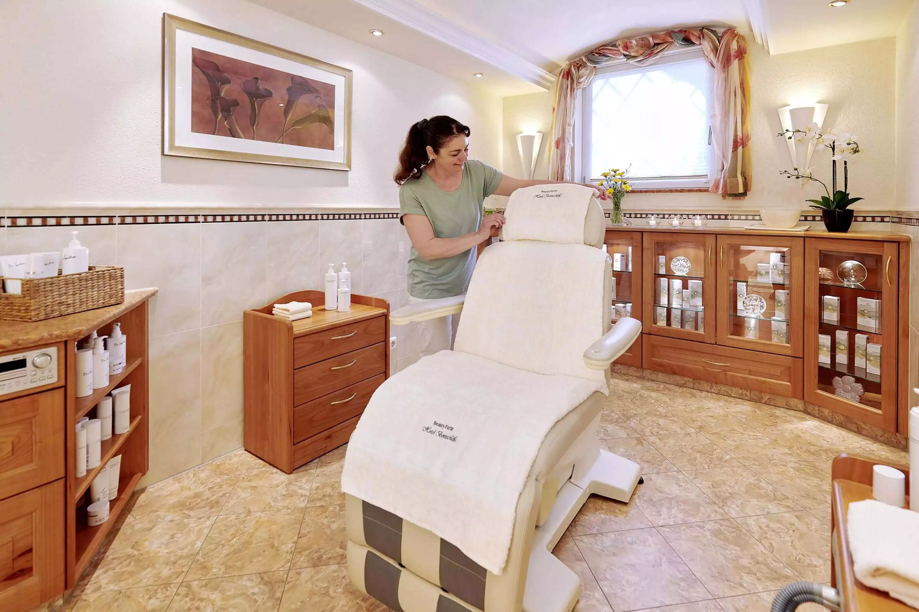 Ferienwohnungen Hauszeit Wellness im Bonnschlössl Bernaus am Chiemsee