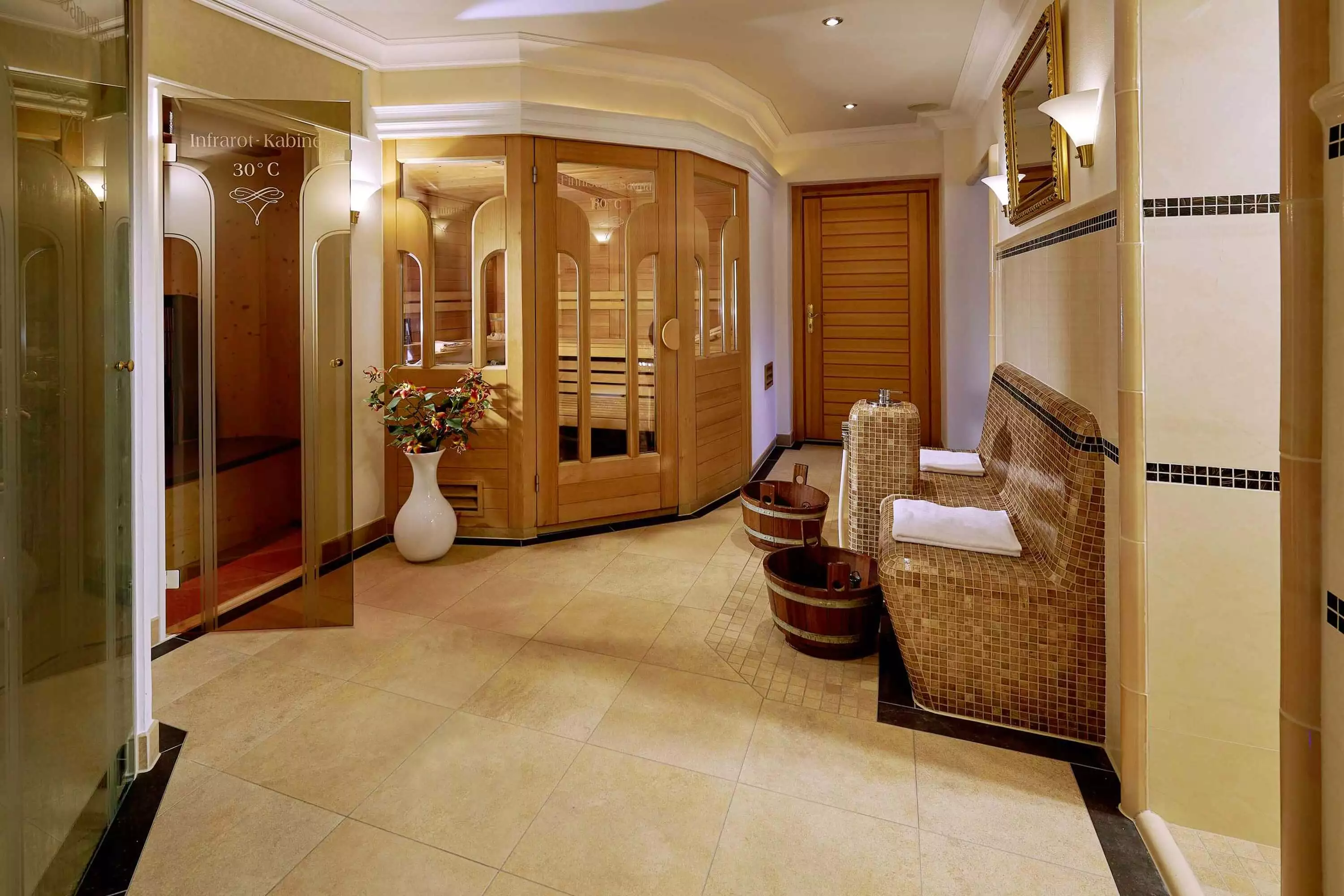 Sauna im Bonnschlössel im Wellnessbereich