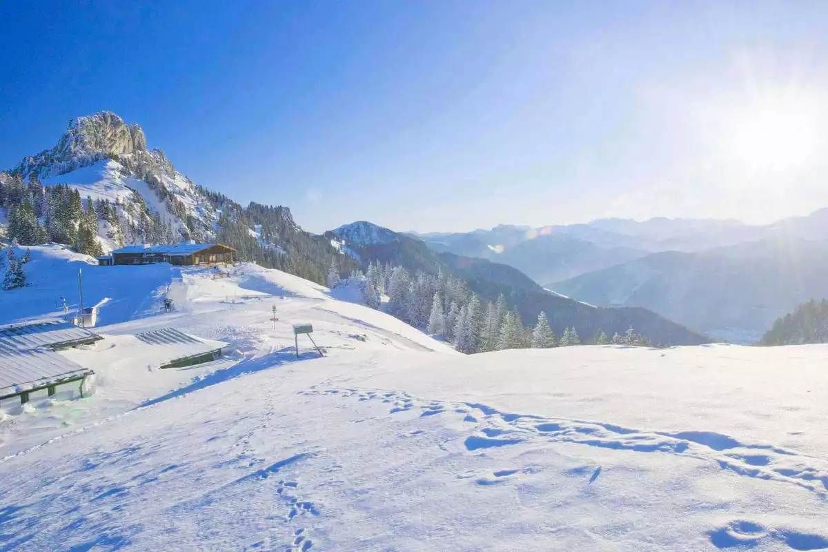 Skigebiet Kampenwand Alpin Skifahren Abfahrt Wintersport Skigebiete in Bayern