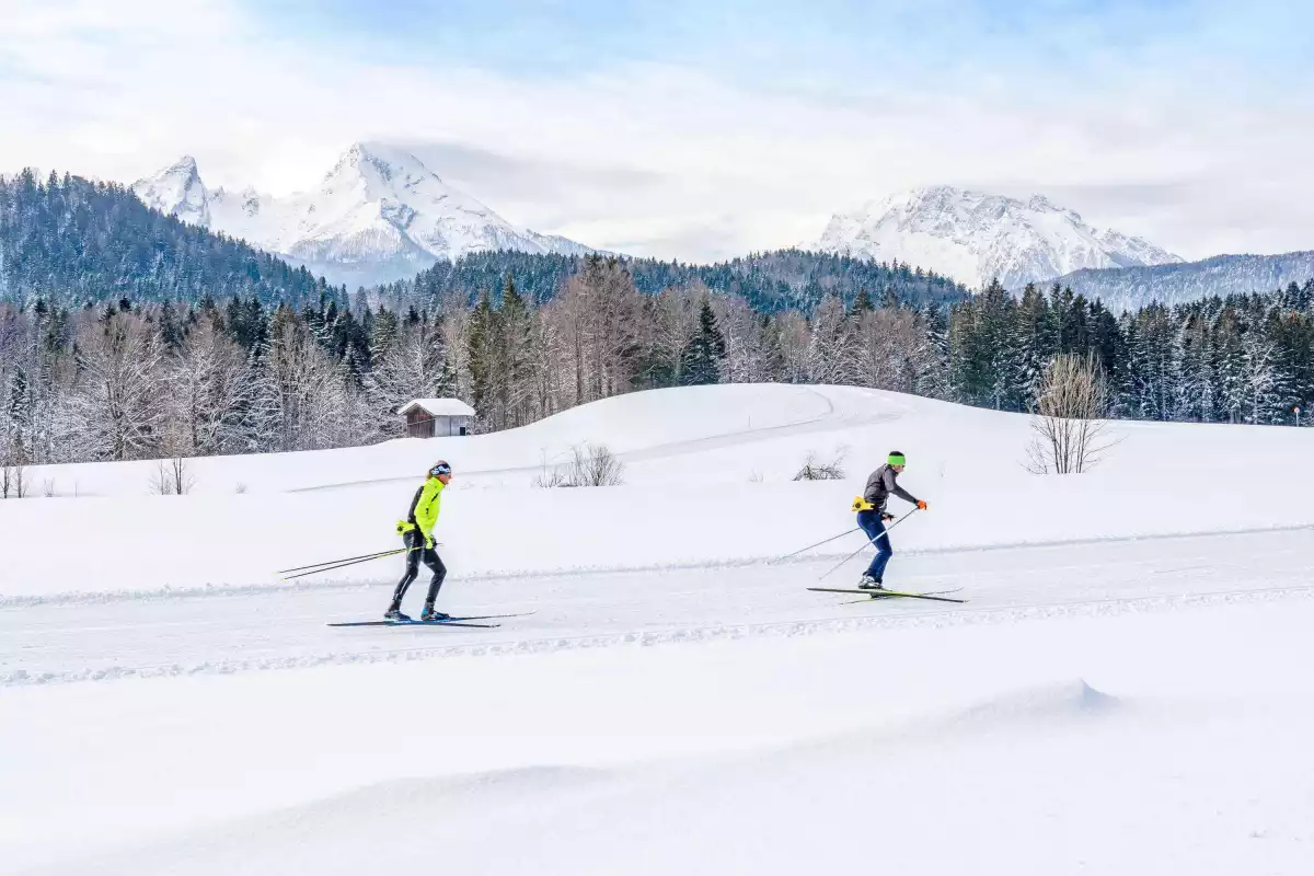 Präparierte Langlauf-Loipen Wintersport im Chiemgau am Alpenrand in Oberbayern
