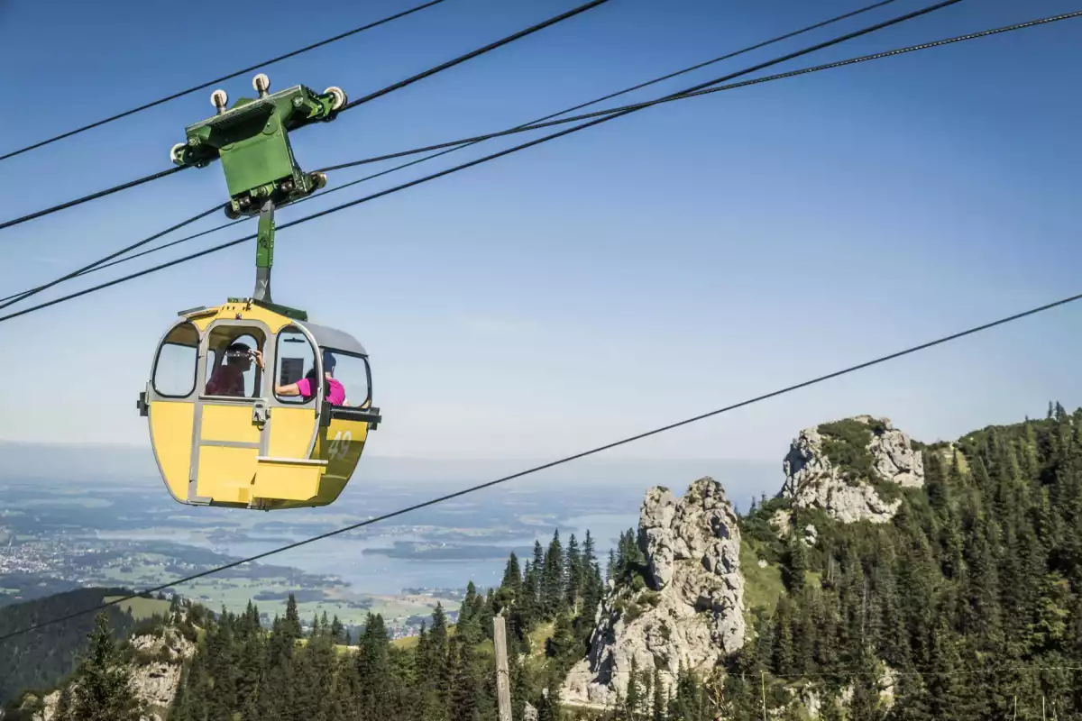 Seilbahn an der Kampenwand Bequem den Berg erkunden mit der Seilbahn