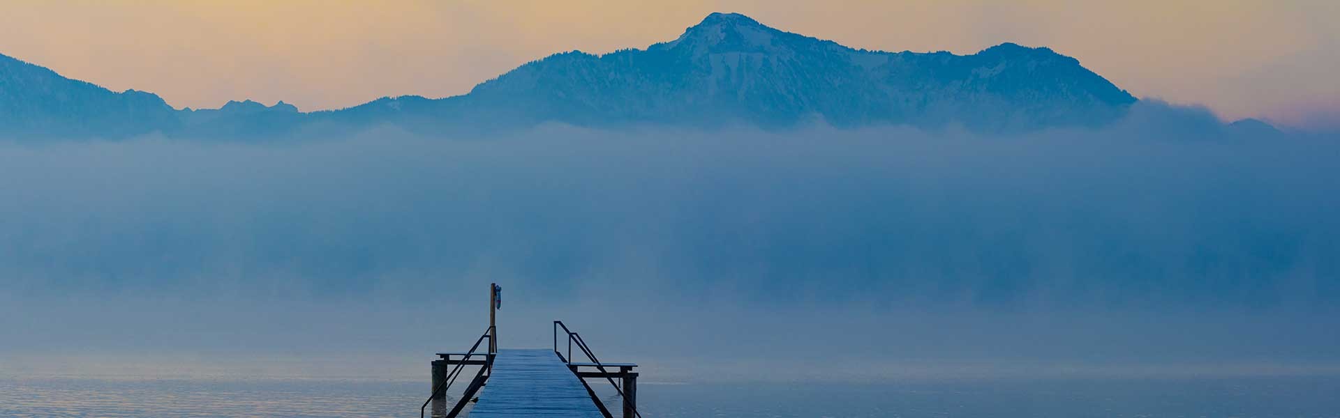 Ferienwohnung Hauszeit - Panoramabild Chiemsee im Winter